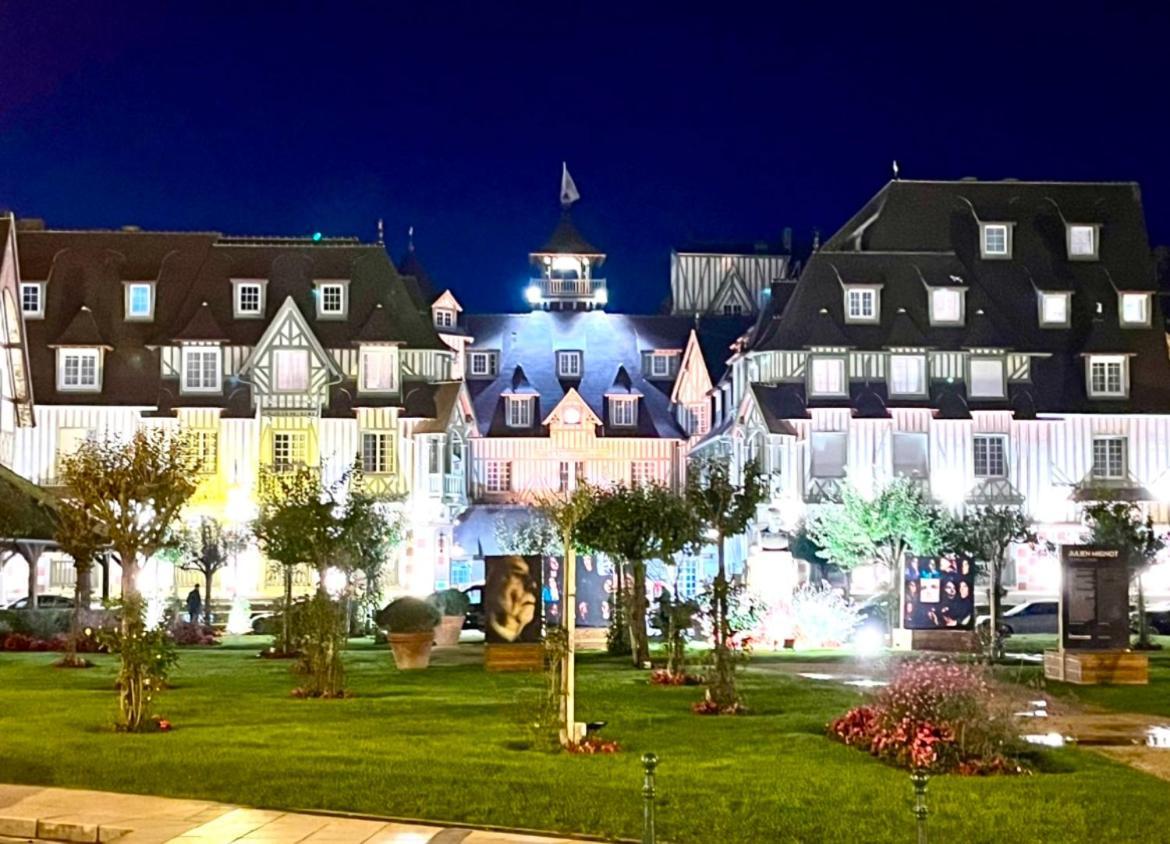 Charmante Maison Pecheurs, 141 M2 トルヴィル＝シュル＝メール エクステリア 写真